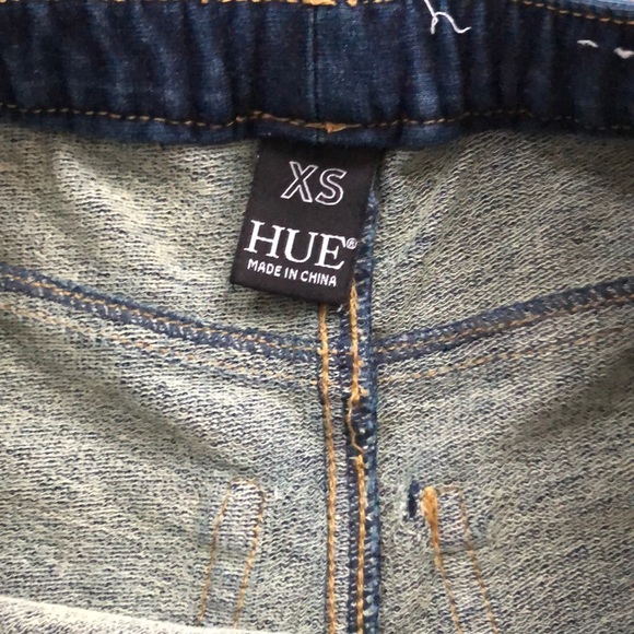 Hue woman’s Denim Legging - Picture 3 of 5